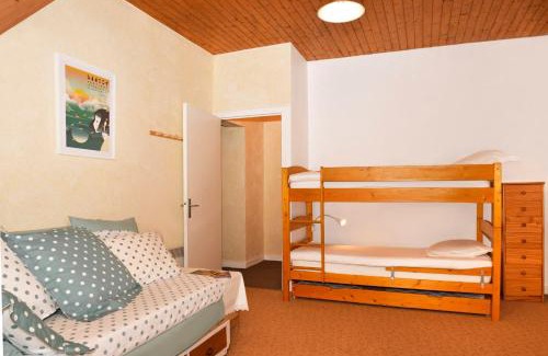 Sevrier Apartamento | La Grange de Jean - 3 bedrooms with garden 300m from Lake Annecy