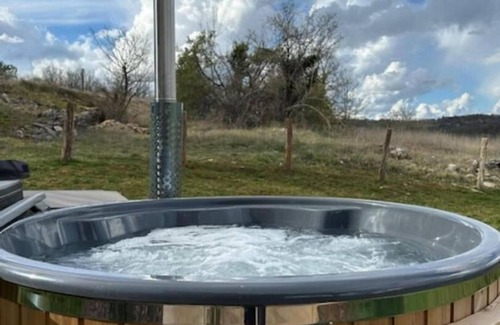 Cajarc Casa | La Grange de René with wood-fired Nordic bath