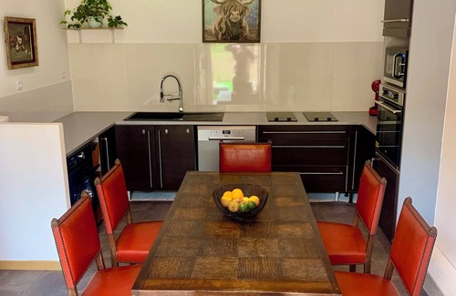 Queyssac Casa | La Grange en Pierre -chic with private pool