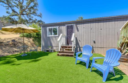 Coulterville Casa | La Grange Home with Covered Patio and Gas Grill!