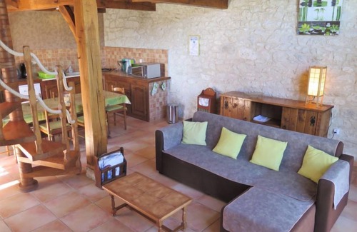 Dondas Casa | La Grange Jacques by Interhome