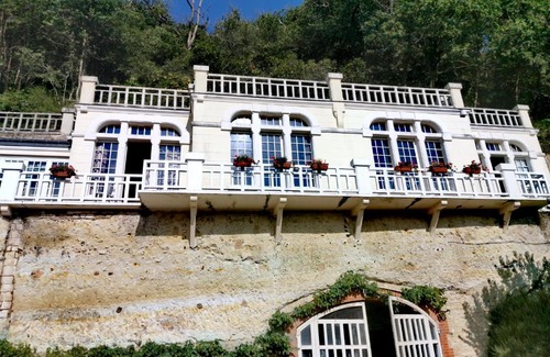 Aubigne-Racan Casa | La Gravière gîte perché depuis 1928 proche zoo de La Flèche et circuit 24H
