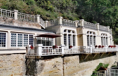 Aubigne-Racan Casa | La Gravière gîte perché depuis 1928 proche zoo de La Flèche et circuit 24H