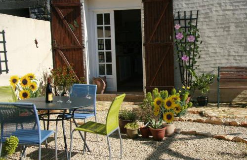 Champagne-le-Sec Casa | La Greletterie