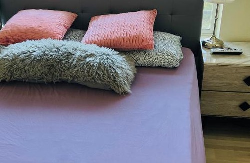 Rosemead Casa | LA guest room with private bathroom free parking