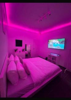 Jemeppe-sur-Meuse Apartamento | La home White Jacuzzi