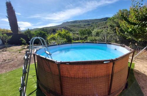Castillo de Locubin Casa | La huerta del Castillo con su Caz de agua - Enjoy Life & Relax