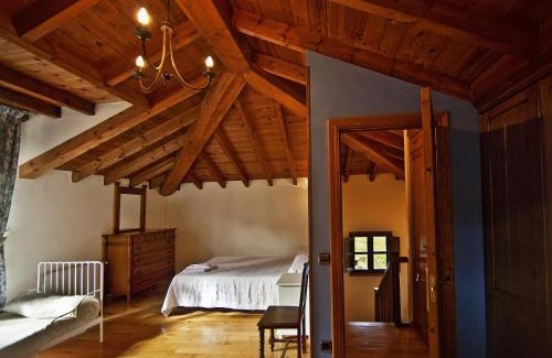 Cabrales Casa | La Indiana
