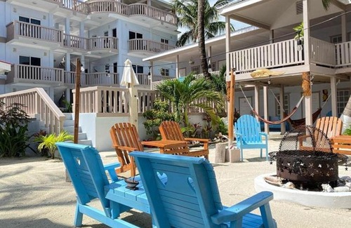Cayo Corker Hotel | La Isla Resort