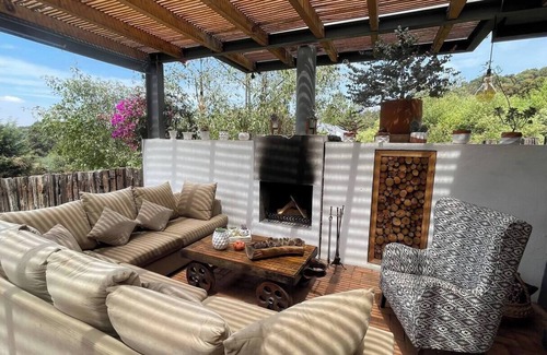 Valle de Bravo Casa | LA JINCA; LOVELY VALLE DE BRAVO FARMHOUSE