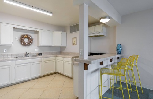 Village of La Jolla Hotel | La Jolla Cove Suites