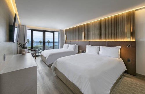 Village of La Jolla Hotel | La Jolla Cove Suites