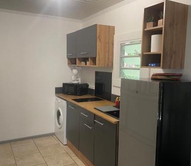 Sainte-Clotilde Casa | La Kaz Ilet proche aéroport chez Alain et Carine