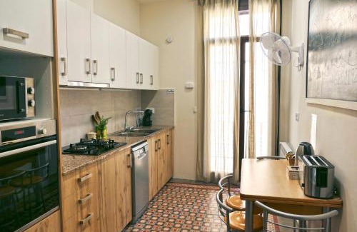 Arenys de Mar Casa | La LLar de la Kim, Bonita casa a 150m del mar y 40km de Barcelona