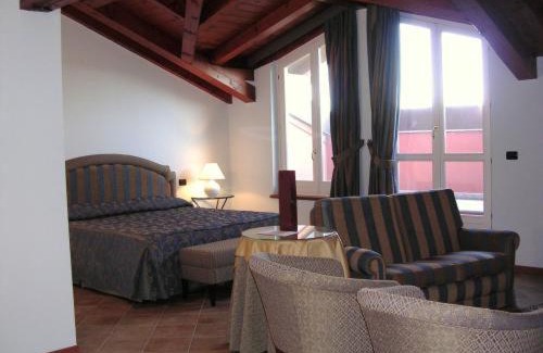 Moncalvo Hotel | La Locanda del Melograno