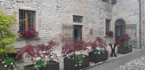 Marne Cama Y Desayuno | La Locanda della Torre "Foresteria Lombarda"