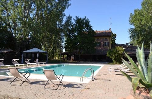 Novi di Modena Cama Y Desayuno | La Locanda nel Frutteto