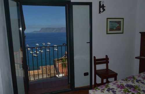 Scilla Cama Y Desayuno | La Locandiera