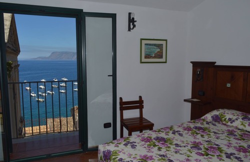 Scilla Cama Y Desayuno | La Locandiera