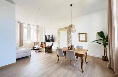 Domfront en Poiraie Apartamento | La LOGE entre Pierre & Histoire