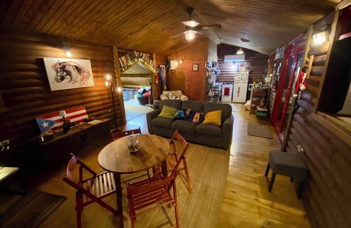Cidra Otro | La Loma Farmhouse in Cidra Hot Tub & Breathtaking Mountain Views