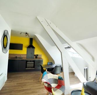 Concarneau Apartamento | La lucarne au centre ville avec parking privé et ascenseur