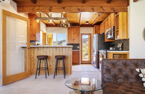Panorama Heights Casa | 🌵La Luna Azul - A Private Home in the Boulders w/ Hot Tub, Fire Pit and BBQ🌵