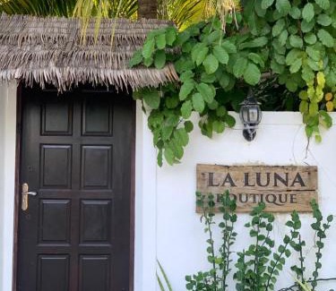 Dhangethi Cama Y Desayuno | La Luna Boutique Dhangethi