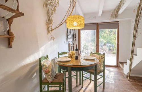 Benisili Chalet De Esquí | La LUNA Casa rural Vall de Gallinera refugio