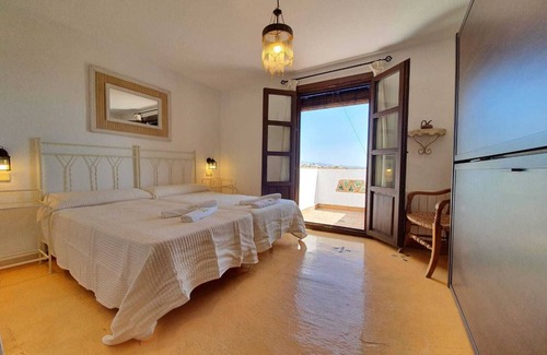 Alfacar Cama Y Desayuno | La Luna del Sur B&B