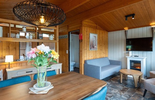 Hastiere Chalet De Esquí | La Lune Comfort 6p - Tres Habitaciones Chalet, Capacidad 6