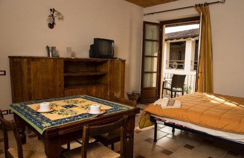 Alba Casa | La Madonnina Agriturismo Dorè