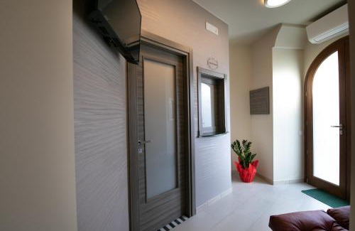 Nicosia Casa | La Madonnina