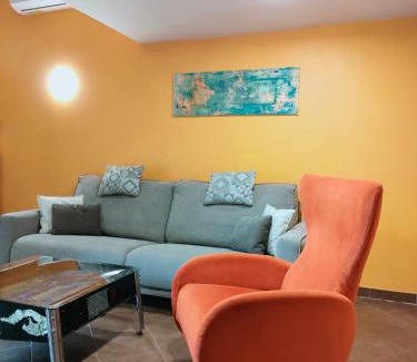 Ancone Apartamento | La magnanerie colorée. (5 personnes, 3 chambres)