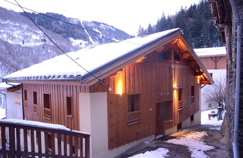 Saint-Jean-de-Belleville Apartamento | LA MAISON, accommodation for 13 to 15 people