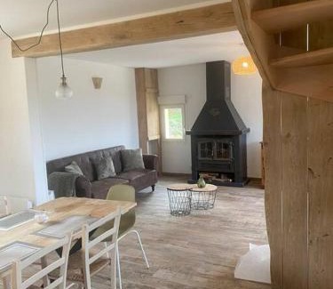 Saint-Martin-des-Pezerits Casa | La Maison du Perche avec Jacuzzi