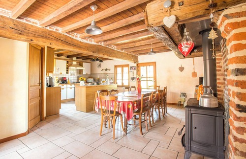 Saint-Martin-en-Bresse Otro | LA MAISON DU BONHEUR *** Air-conditioned rooms.