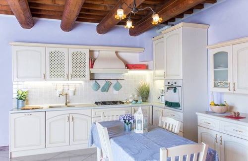 Lugo Cama Y Desayuno | La Maison B&B