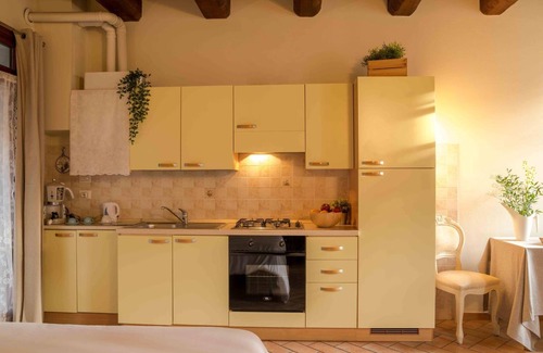 Lugo Cama Y Desayuno | La Maison B&B