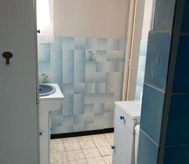 Sauveterre-la-Lemance Cama Y Desayuno | La maison bleue