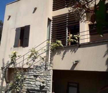 Entrechaux Casa | La maison basse