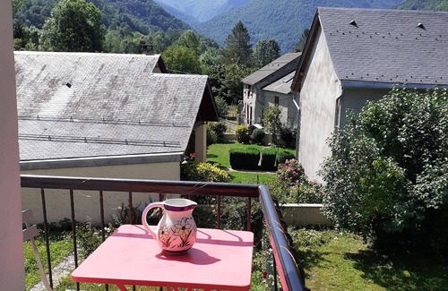 Ustou Casa | La maison blanche facing the Cirque de Cagateille, ski, hiking, Ariege pleasures