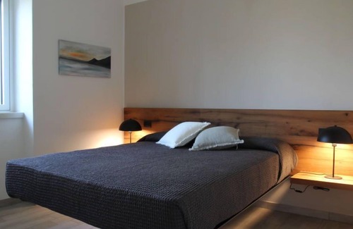 Magugnago Apartamento | Apartamento La Maison Blanche en Brenzone - 2 personas, 1 dormitorios