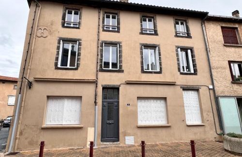 Pont-du-Chateau Apartamento | La maison castelpontine studio 2