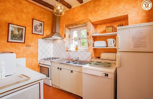 Martigny-le-Comte Casa | La Maison Charolaise