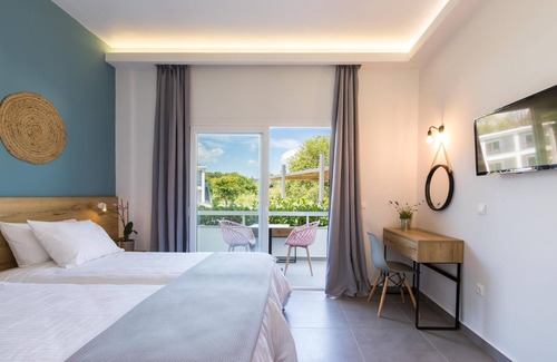 Ipsos Hotel | La Maison Corfu - Adults Only