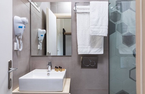 Ipsos Hotel | La Maison Corfu - Adults Only