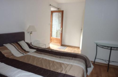 Saint-Chely-du-Tarn Casa | La maison d'Arnal