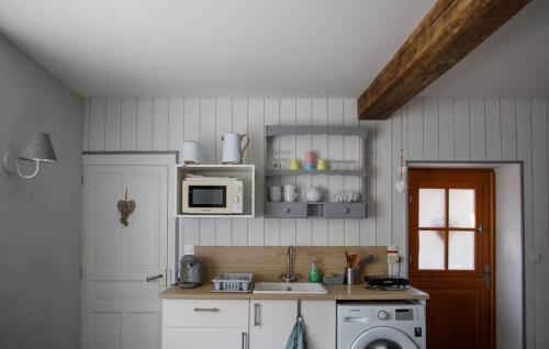 Saint-Euphrone Casa | La maison d'en face a cozy guesthouse