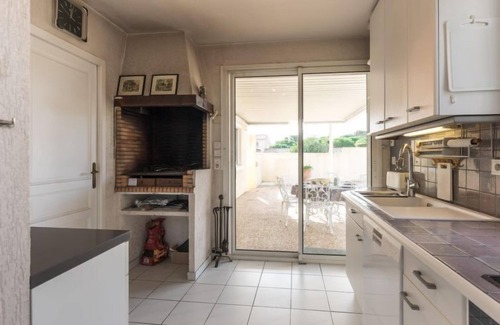 Saint-Pierre-la-Mer Casa | La Maison des Cades by Interhome